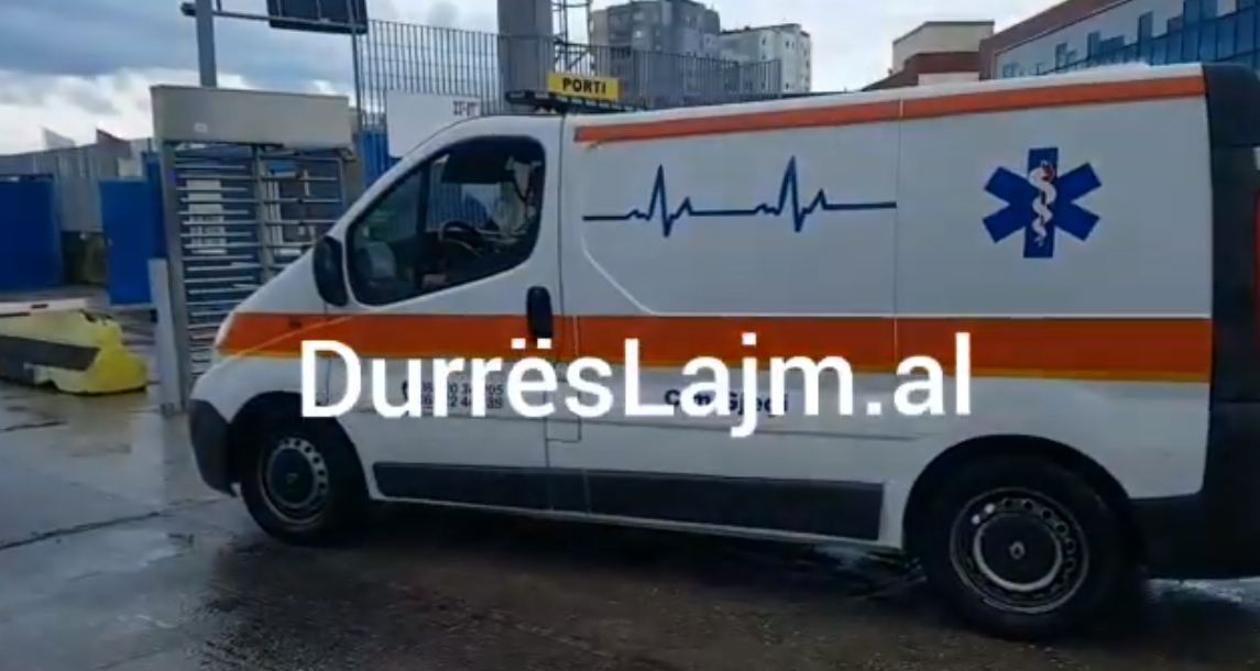 Detaje/ Trupi i pajetë në Durrës, i përzier me mbeturina (VIDEO)