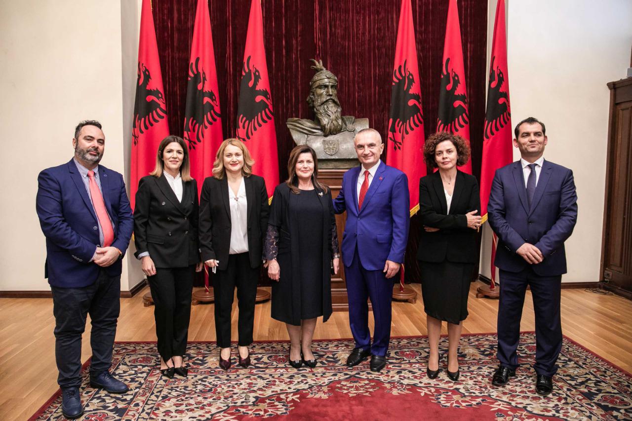 Përjashtohet Vorpsi, Gjykata Kushtetuese: Detyrën e fillojnë anëtarët e betuar para Presidentit