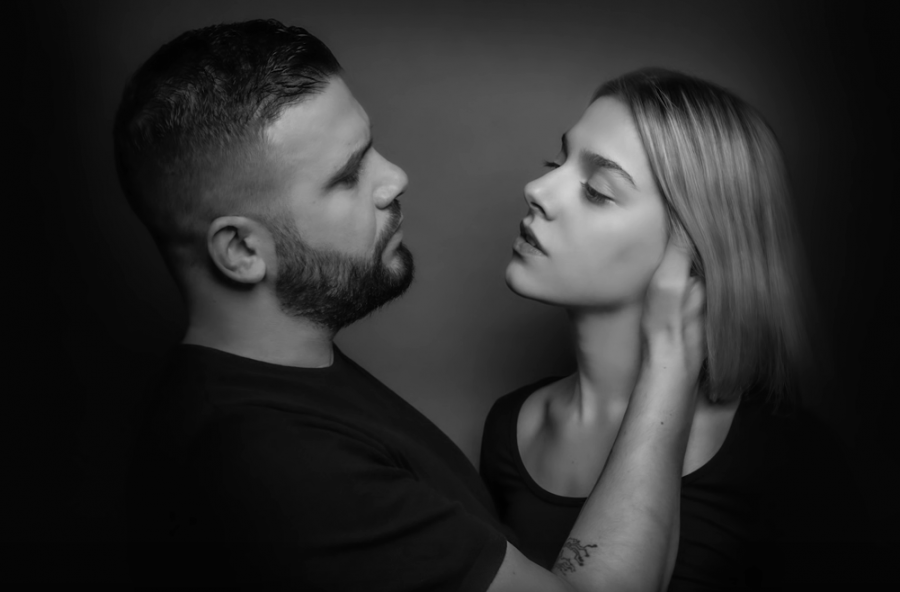 Flori Mumajesi dhe Arilena Ara publikojnë këngën e re “Doja” (VIDEO)