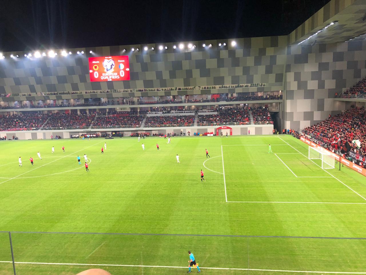 Shqipëri-Francë, “gjelat”shënojnë golin e parë