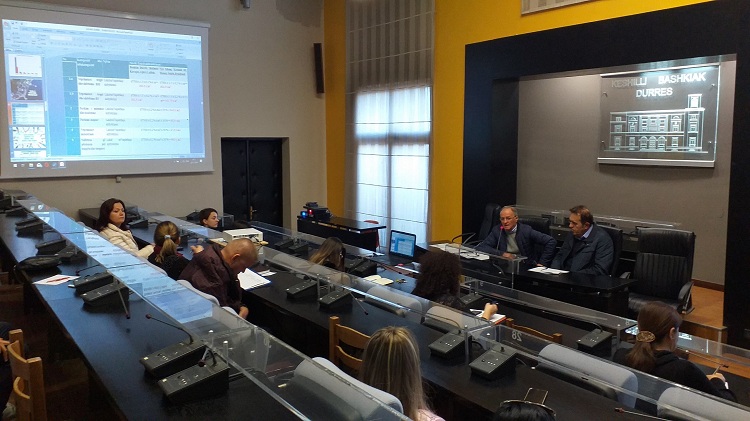 Bashkia Durrës organizon Dëgjesёn Publike për Paketën Fiskale për PBA 2020-2022 me ekspertë kontabël