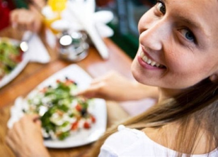 Këshilla nga gratë e shëndetshme, këto janë 5 gjërat që bëjnë çdo mëngjes