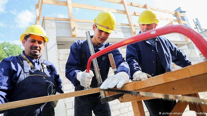 Kërkoni punë në Gjermani? Ambasada nxjerr njoftimin: Kushtet që duhet të plotësoni