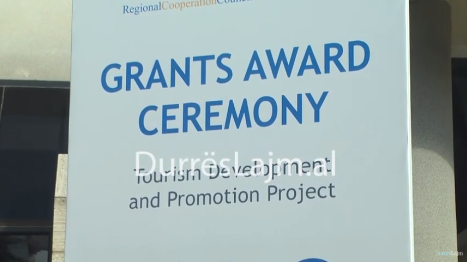 Durrës, ceremoni për dorëzimin e 16 granteve të BE-së në sektorin e turizmit (VIDEO)