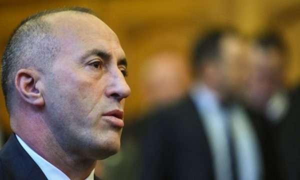 “Ta ndalë këtë çmenduri para se të bëhet vonë!”, Haradinaj thirrje të fortë Serbisë, flet për armatim