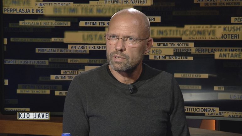 Manjani: Sot kemi një shtet karagjoz në thelb!