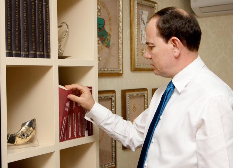 “Shengeni Ballkanik”, Nishani: Strategji anti-perëndim e Serbisë