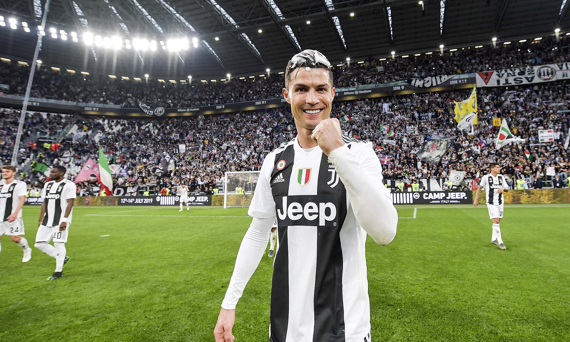 Ronaldo lojtari më i mirë i sezonit në Serie A