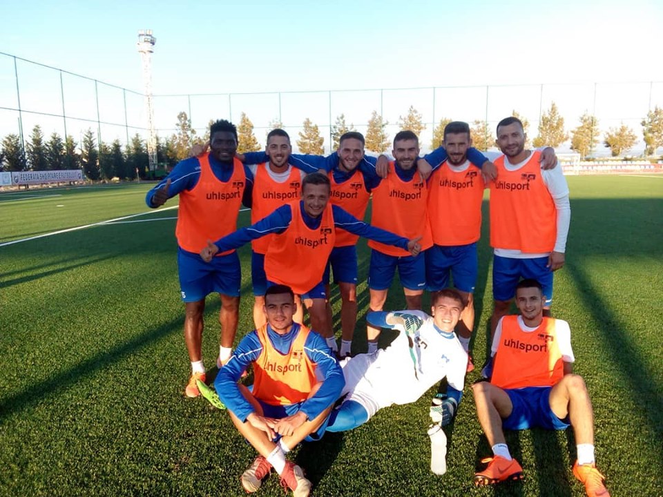 Shkëmbi i shqetësuar nga dëmtimet e titullarëve