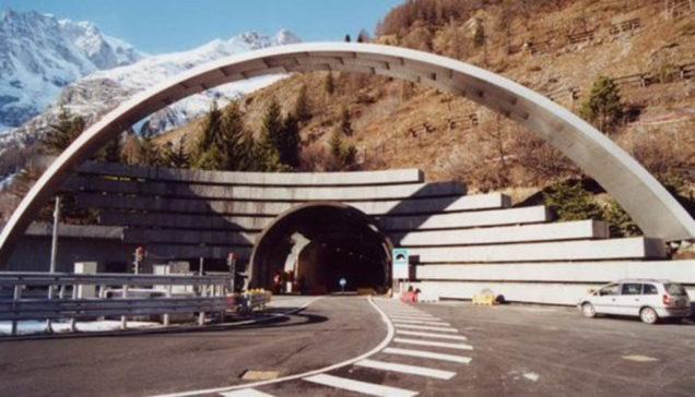 Trafik droge nga Italia në Francë, arrestohen 4 shqiptarë, zbulohet mënyra si vepronin