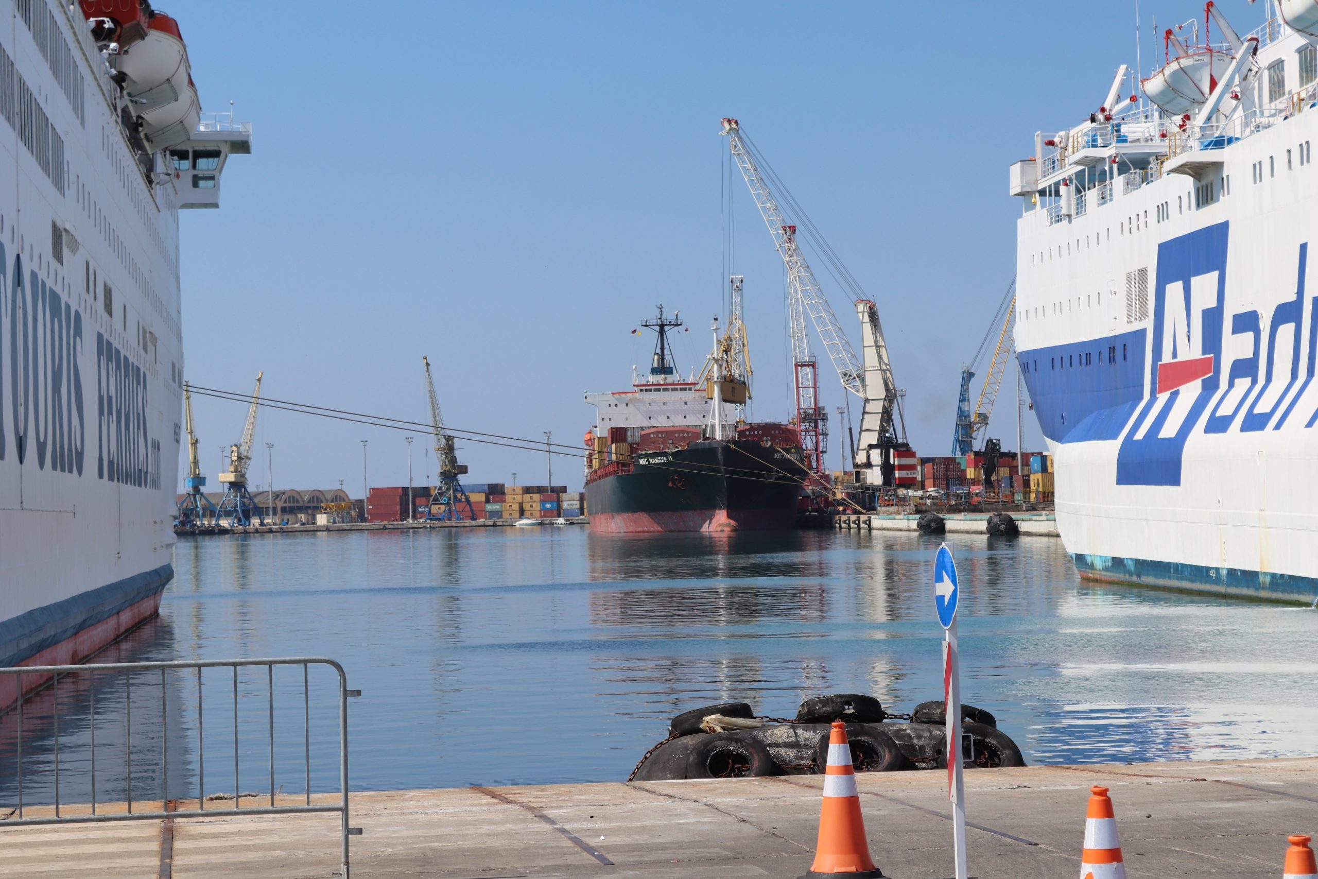 Fluks udhëtarësh në Portin e Durrësit, 12 mijë udhëtarë kanë hyrë/dalë në fundjavë