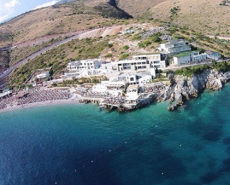 Skandali i kadastrës Vlorë/ Lufta e çmendur për pronësinë e “Folie Marine”