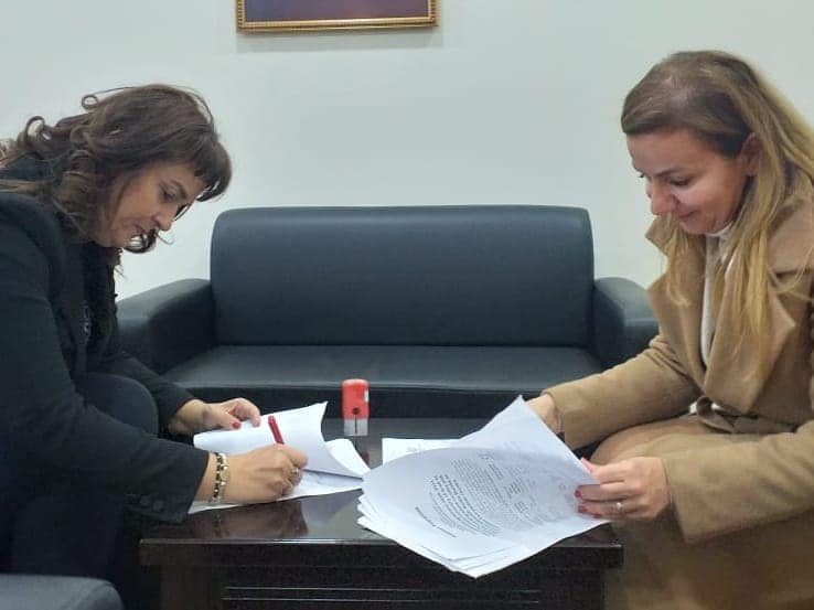 UAMD, memorandum bashkëpunimi dhe marrëveshja dypalëshe Erasmus + me universitetin rumun “Aurel Vlaicu”