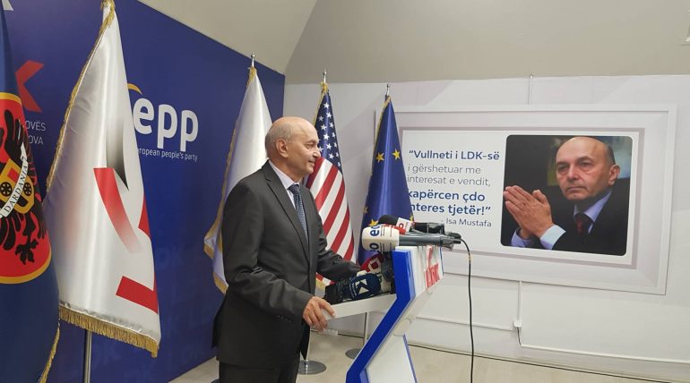 Çfarë po ndodh në Kosovë? Diplomacia nis lëvizjet e “nëndheshme”, ambasadori i SHBA takon Mustafën