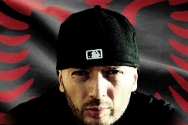 Ndahet nga jeta babai i Unikkatil-it