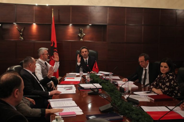 EMRAT/ KLP nis transferimet e prokurorëve pas shkrirjes së Krimeve të Rënda