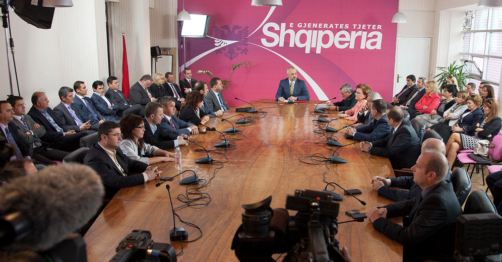 Mblidhet Kryesia e PS-së, temat që po diskutohen dhe çfarë pritet të vendoset