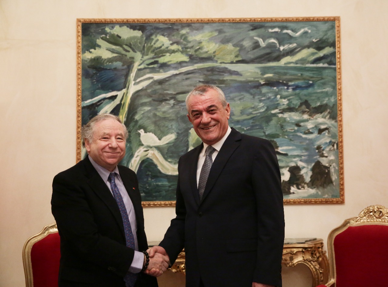 Ruçi takon të dërguarin e OKB për sigurinë rrugore: S’ka qytete inteligjente, pa rrugë të sigurta