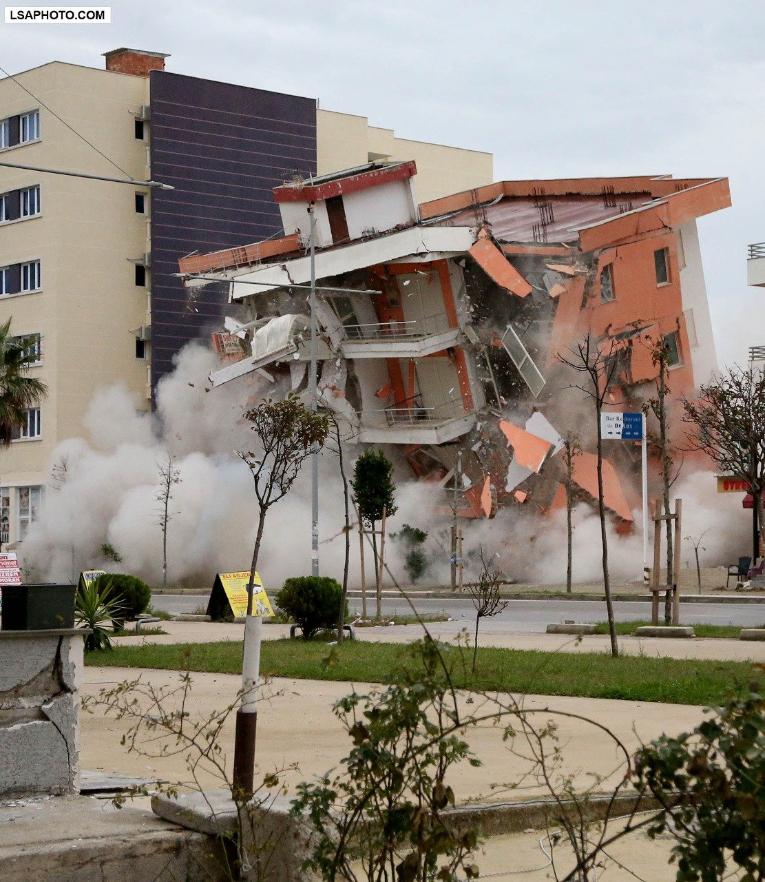 Rama: Po hetohen 60 kompani në Durrës, për rindërtimin na duhet fuqi punëtore nga jashtë