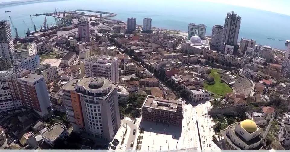 Pasojat e tërmetit/ Shtëpitë me qira në Durrës fillojnë nga 300 euro…