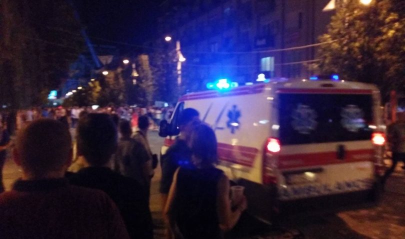 Hidhet nga kati i katërt i spitalit, e moshuara humb jetën