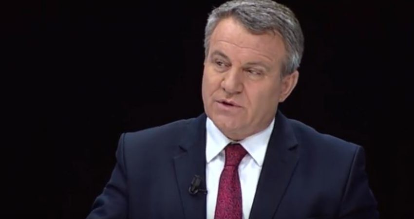 U pezullua nga BSh, Malaj tek “Ekonomia”: Neodiktaturat po shfaqen në vendet ish-komuniste