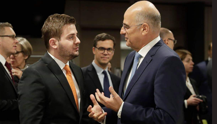 “Deti pas tërmetit”, ministri i Jashtëm i Greqisë mëngjes pune me Cakajn