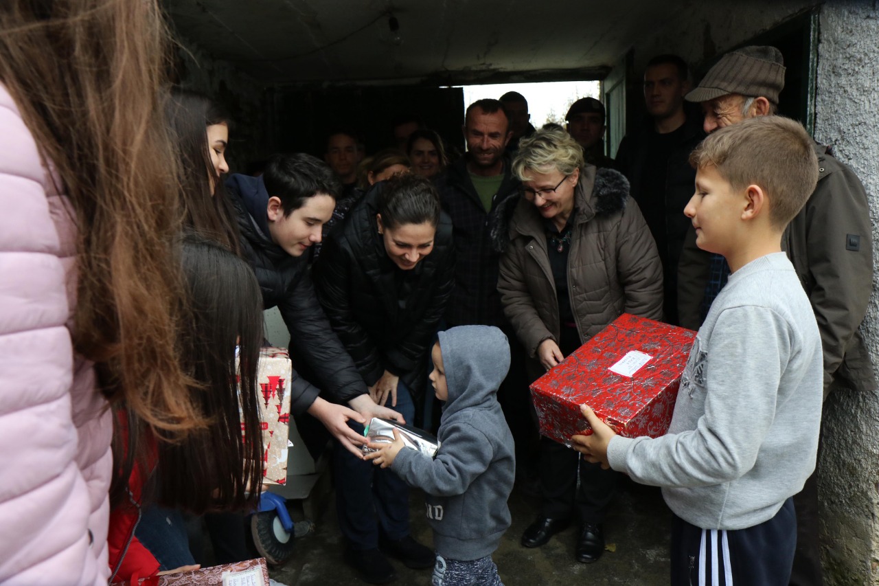 Rindërtimi pas tërmetit, Xhaçka: Nisim shumë shpejt, prioritet familjet me fëmijë të vegjël