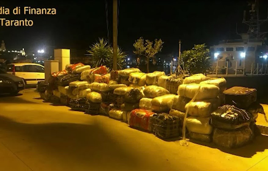 Goditet organizata e drogës në Itali, 9 shqiptarë në pranga