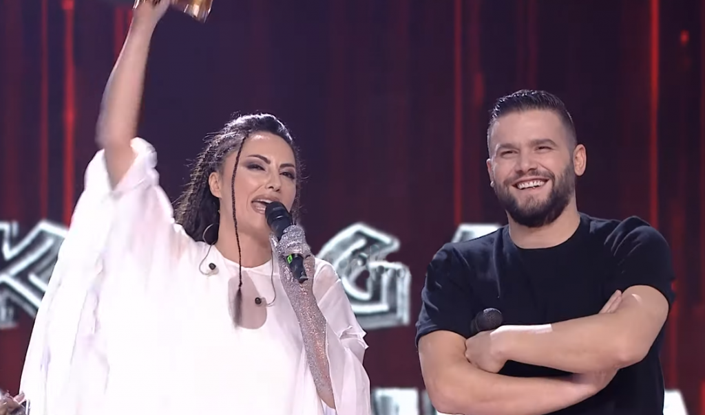 Flori fjalë prekëse për Enedën pas fitores: Kur askush s’më konsideronte, ti ma zgjate dorën