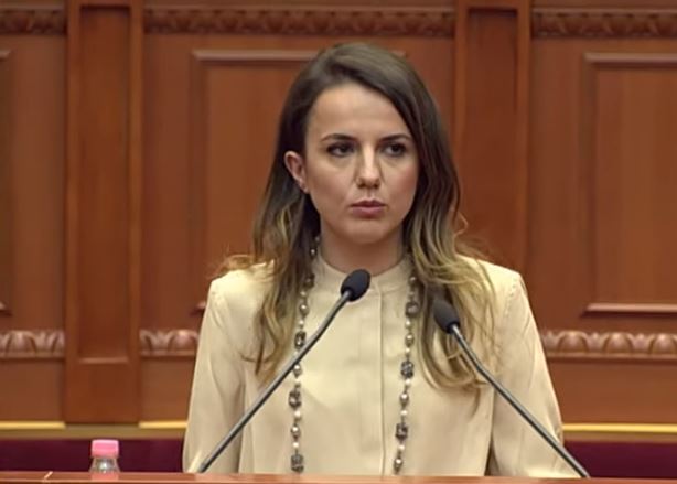 Hajdari-Ramës: S’kam nevojë të qani hallet e mia! Paketa antishpifje cënon të drejtat e individëve