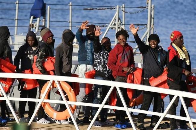 Itali, bie me 50% numri i migrantëve për vitin 2019