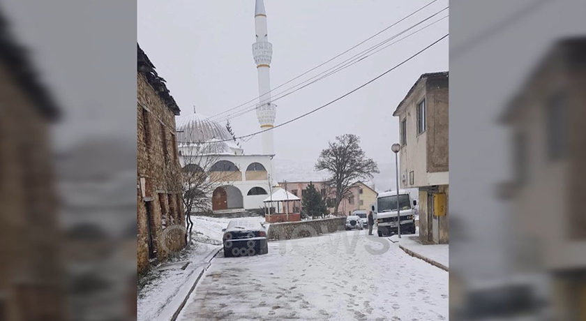 Dimri nis zyrtarisht, bie bora e parë