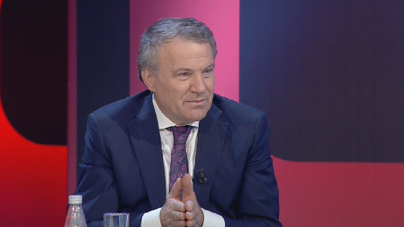 U pezullua nga detyra, Malaj: Tani do ta kem më të lehtë të përballem publikisht me abuzuesit e pushtetit