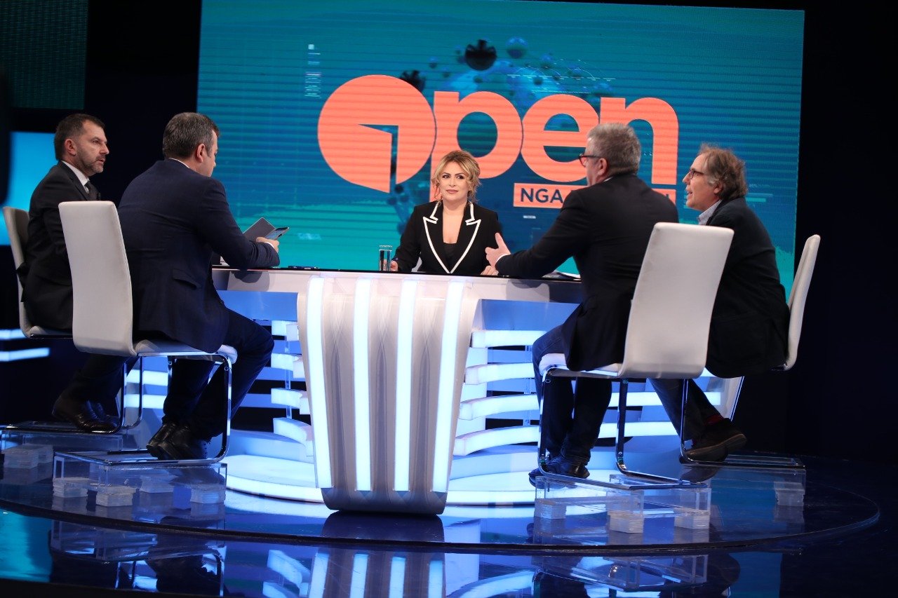 Plas mes Bushatit dhe Pezës: Nuk ke shitur vetëm shpirtin, por edhe bre*ët