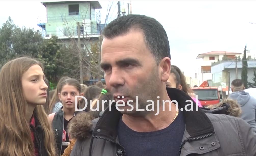 Durrës, nxënësit e shkollës së prishur nga tërmeti do shkojnë te “Leonik Tomeo”, prindërit në alarm (VIDEO)