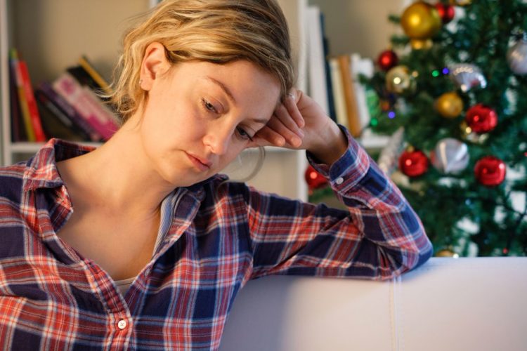 Pesë mënyra si të kapërceni trishtimin e festave