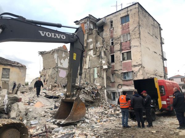 Tërmeti/ Egjipti ndihmon Shqipërinë, dërgon ndihma mjekësore