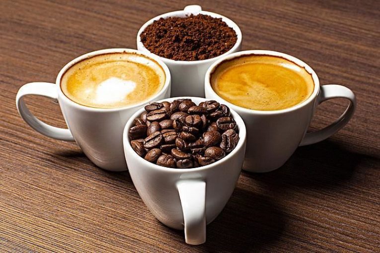 Studimi  i fundit: Pini kafe për të mos shtuar në peshë