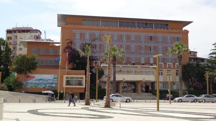 Shumë vështirë për të gjetur një sekretar të përgjithshëm për Prefekturën Durrës!