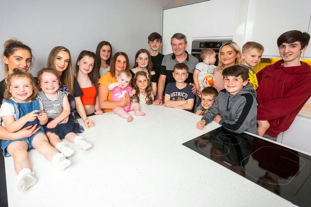 Nëna e 21 fëmijëve: Në 2020 mirëpresim beben 22