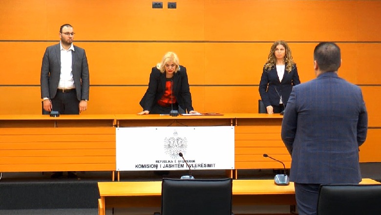 I pastër në 3 shtyllat e vlerësimit, konfirmohet në detyrë drejtori i Kufirit