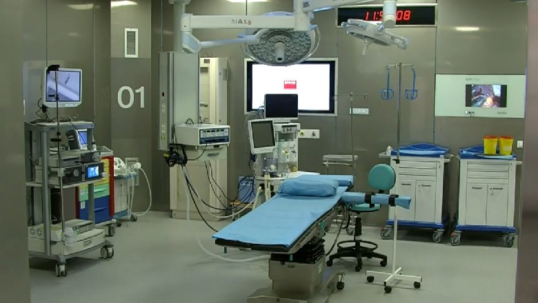 Rama dhe Manastirliu inspektojnë spitalin ultramodern të kirurgjisë në QSUT