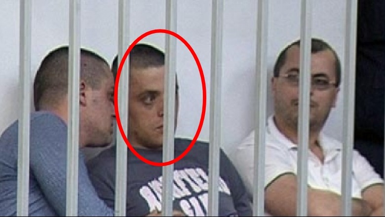 Lirohet nga burgu një tjetër anëtar i bandës së Durrësit (EMRI)