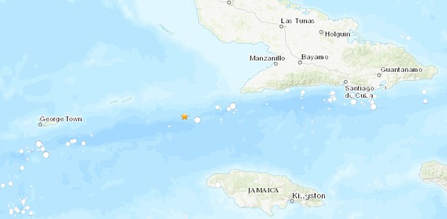 Tërmet 7.3 ballë, lëshohet alarmi për rrezik cunami