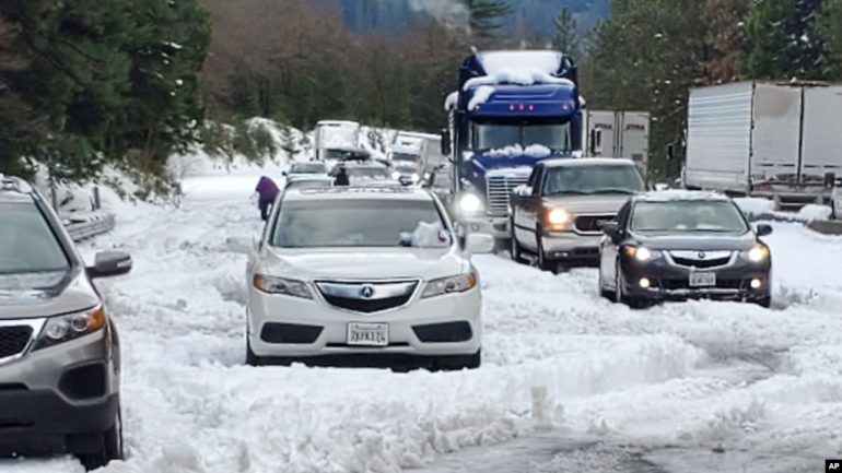 4 persona humbën jetën në SHBA për shkak të motit të keq