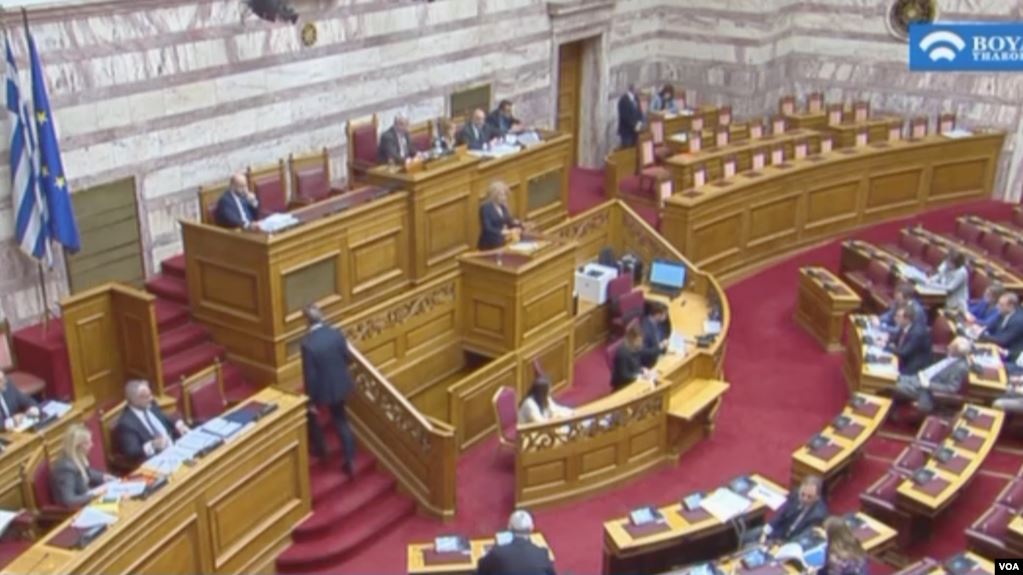 Lejet e drejtimit shqiptare do të njihen në Greqi