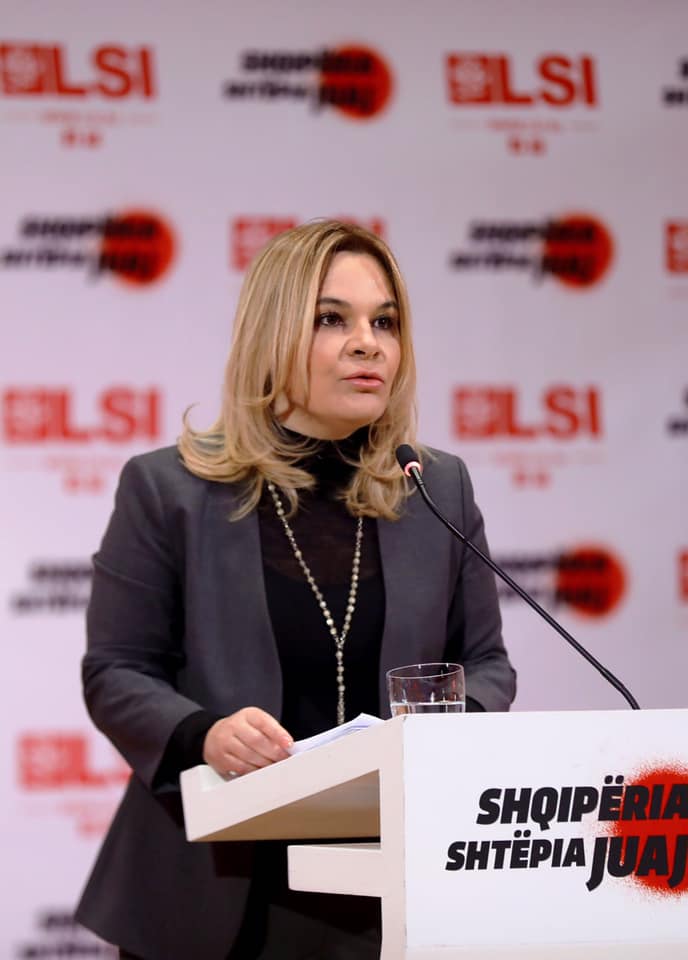 Viktimat e tërmetit në Turqi/ Kryemadhi: Ne më mirë se kushdo e dimë sa e rëndë është kjo situatë