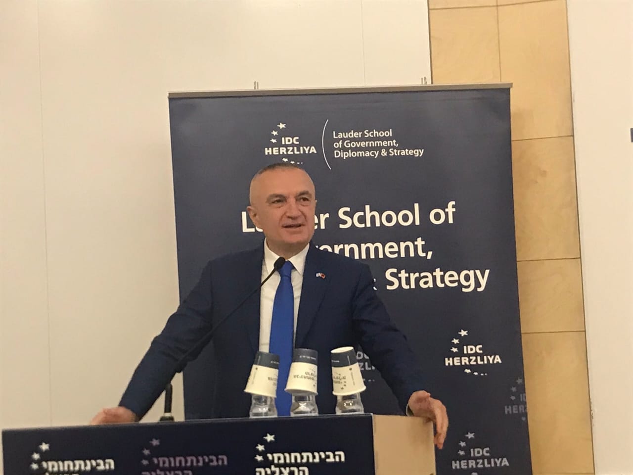 Meta-studentëve: Mësoni të vërtetat historike, për të mos lejuar tragjeditë të përsëriten