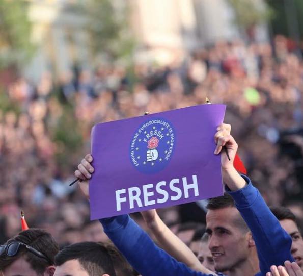 Balla kujton 28-vjetorin e themelimit të FRESSH: Organizata më e madhe politike rinore